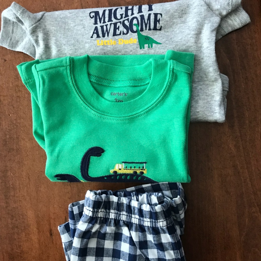 Carters 3m Three piece set